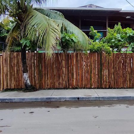 Bambu Lounge Bocas Hostel Bocas del Toro Esterno foto